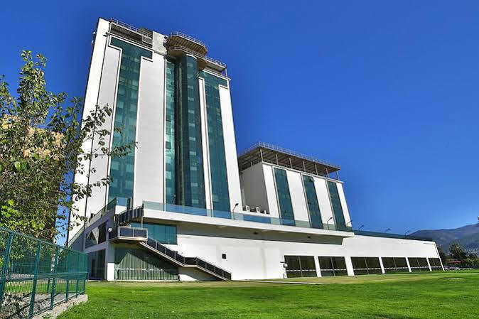 Ramada By Wyndham Iskenderun Hotel Exterior photo
