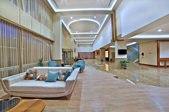 Ramada By Wyndham Iskenderun Hotel Exterior photo