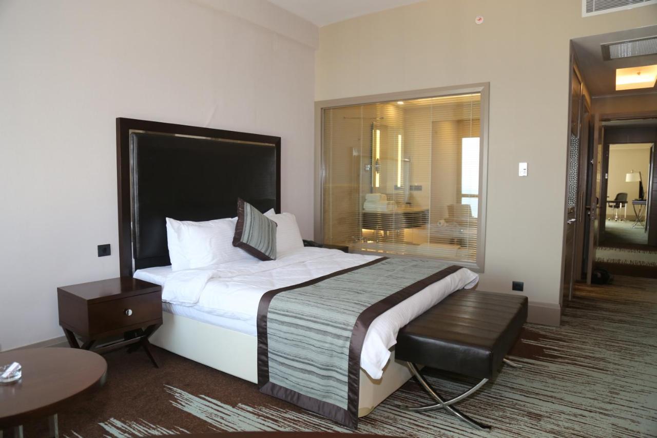 Ramada By Wyndham Iskenderun Hotel Exterior photo